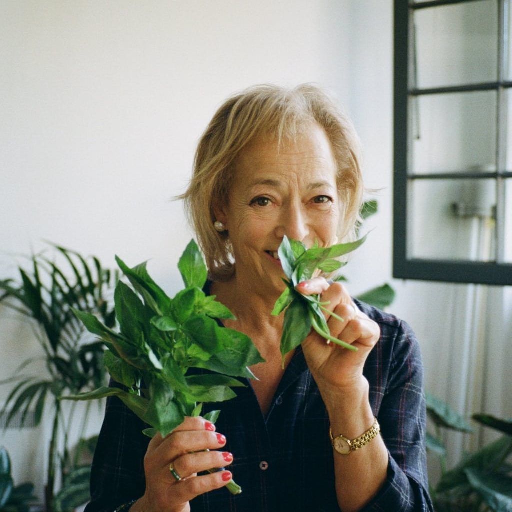 57640026 Geraldine Waring Photo Shoot